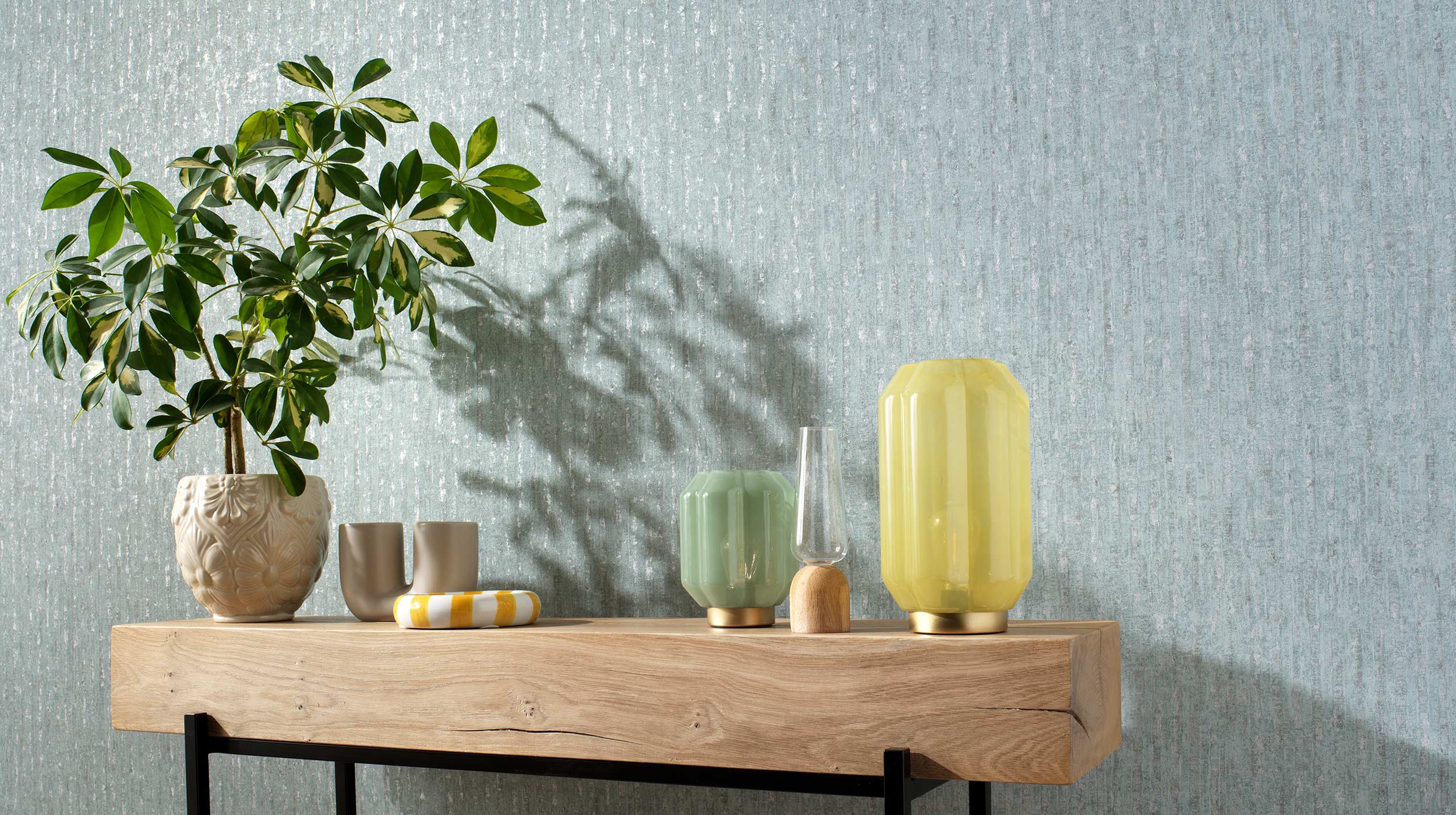 Room decorated in Secret Garden 04 wallpaper